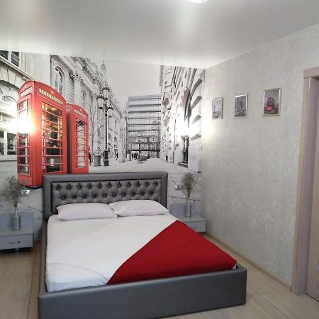 Luxuri Apartments Tsjernihiv Buitenkant foto