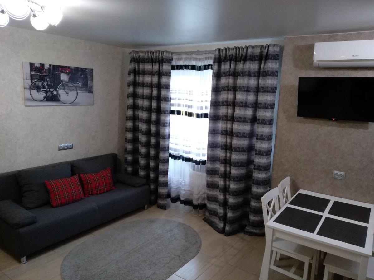 Luxuri Apartments Tsjernihiv Buitenkant foto